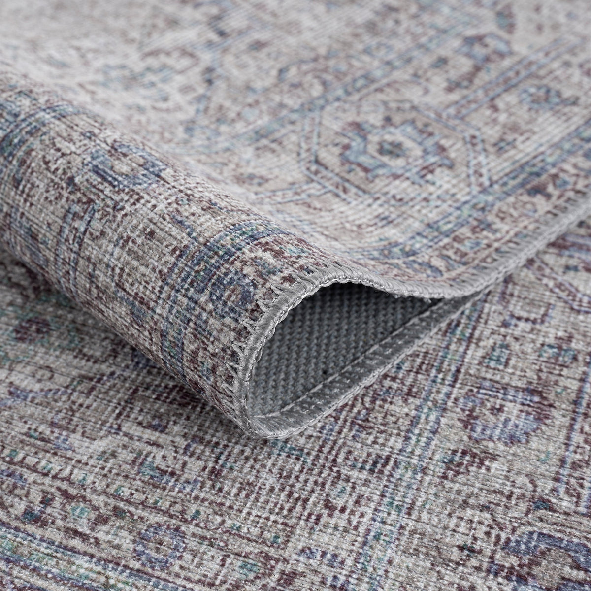 Ionia IO-02 Traditional Washable Rug