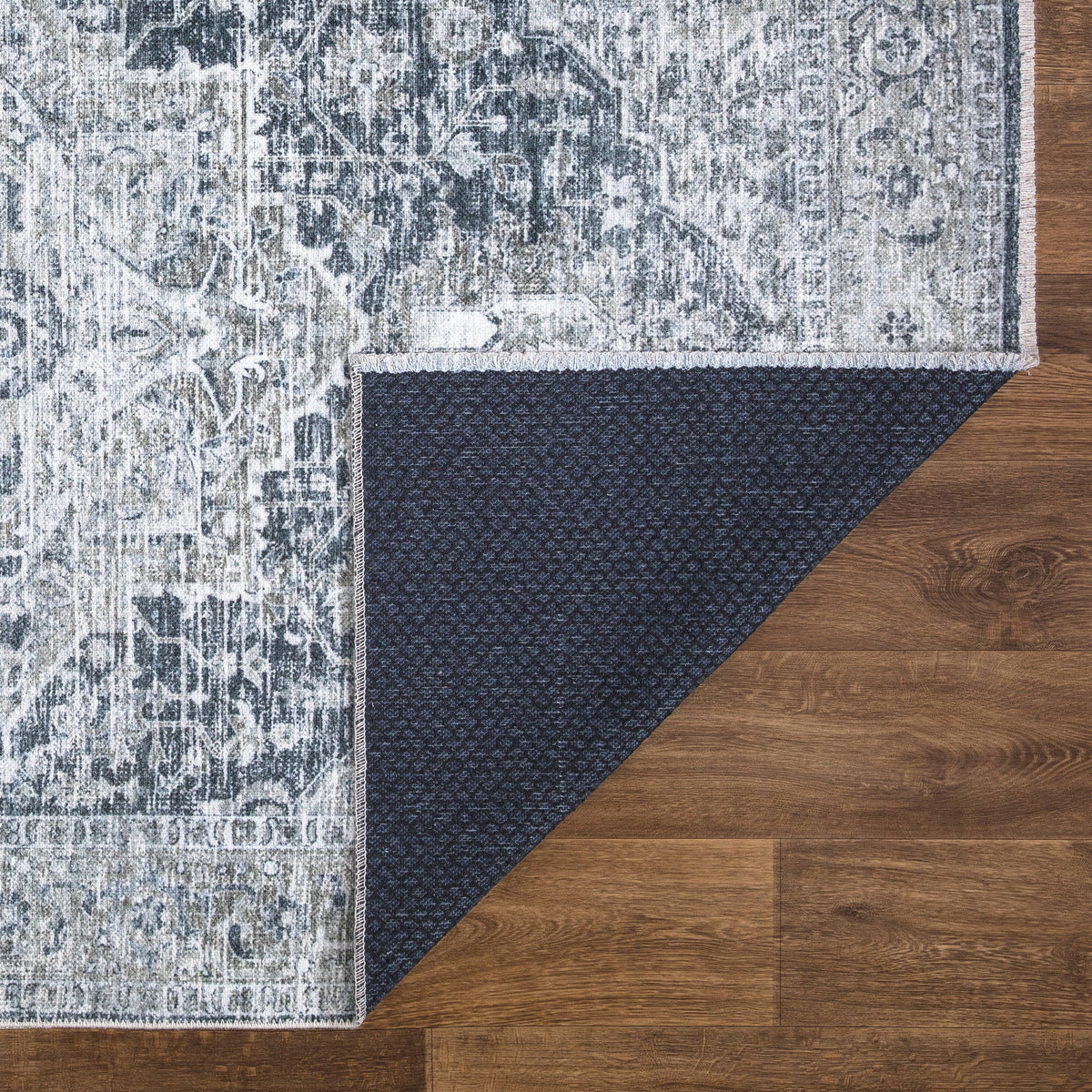 Caria CR-10 Traditional Washable Rug | Non-Slip