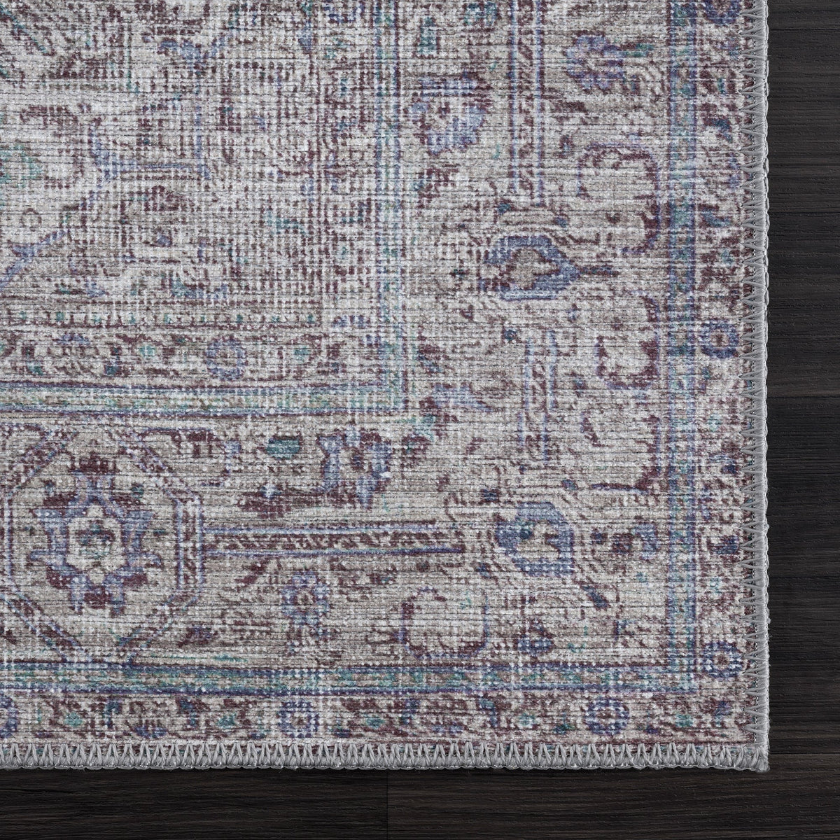 Ionia IO-02 Traditional Washable Rug