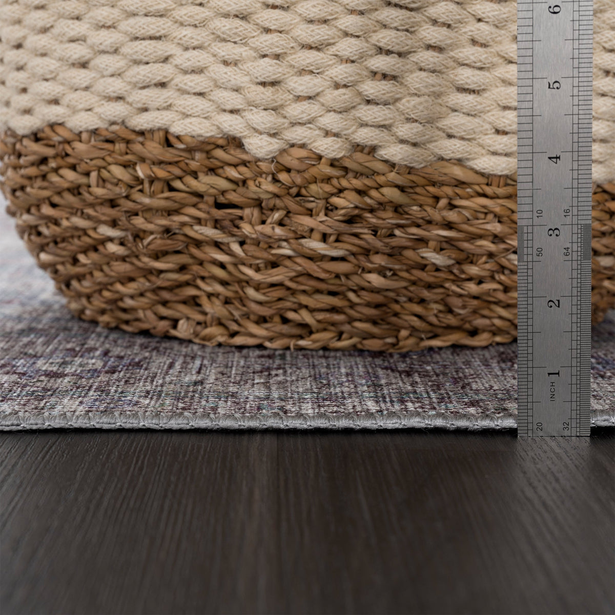 Ionia IO-02 Traditional Washable Rug
