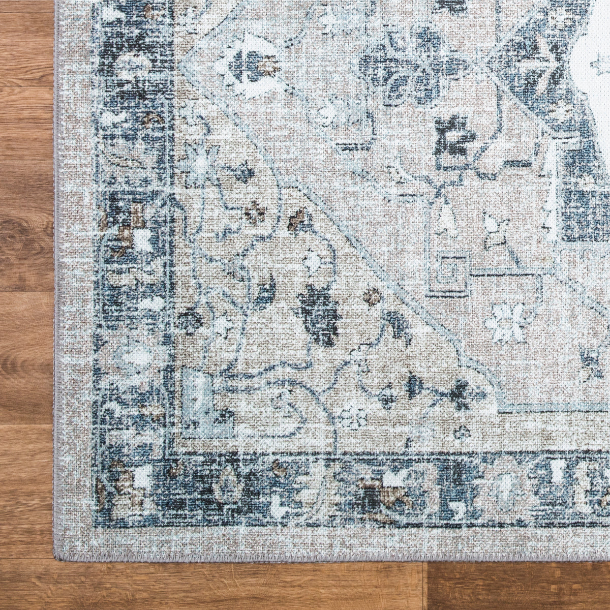 Ionia IO-42 Traditional Medallion Beige Rug