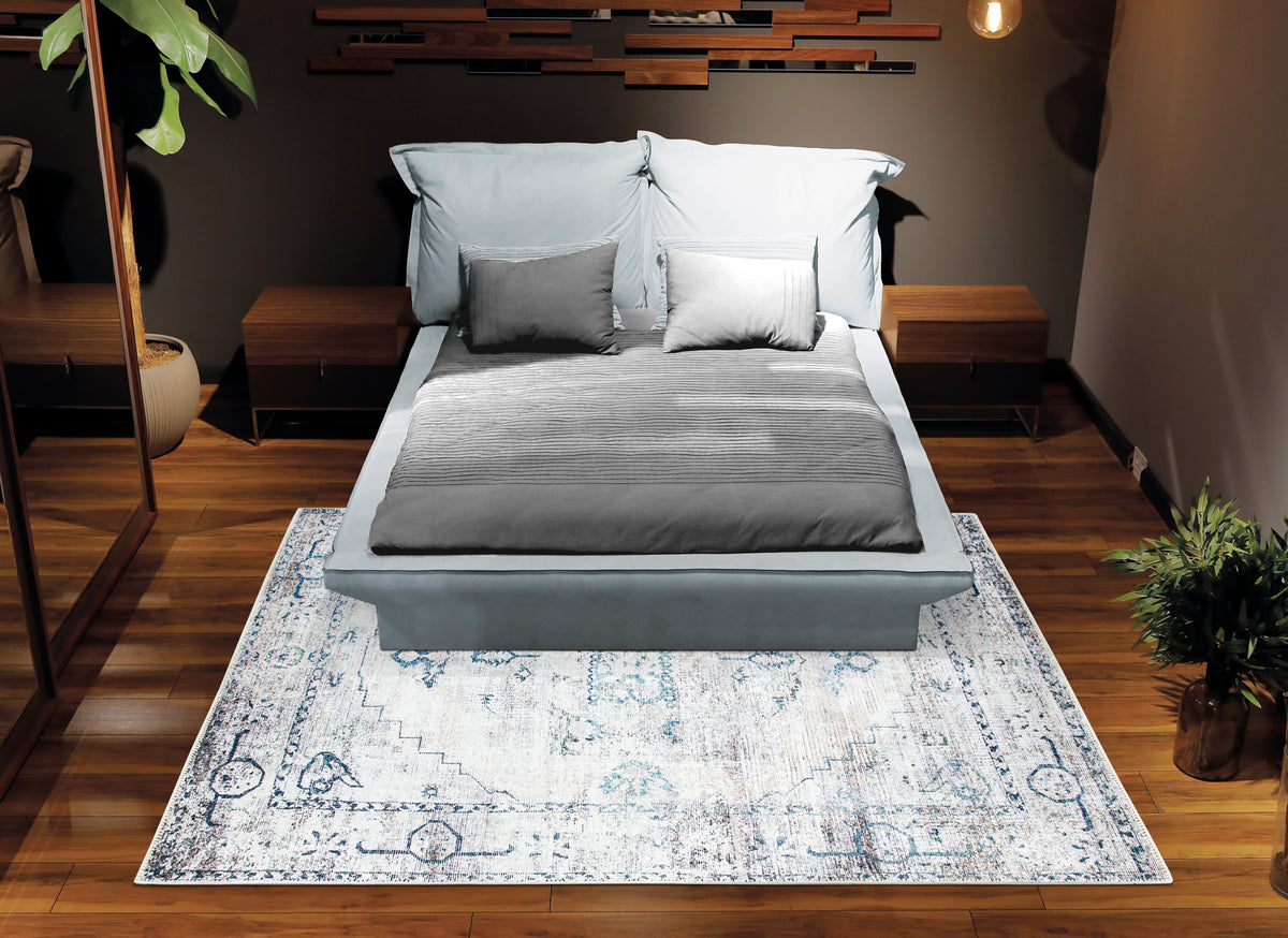 Ionia IO-31 Traditional Wahable Persian Rug | Non-Slip