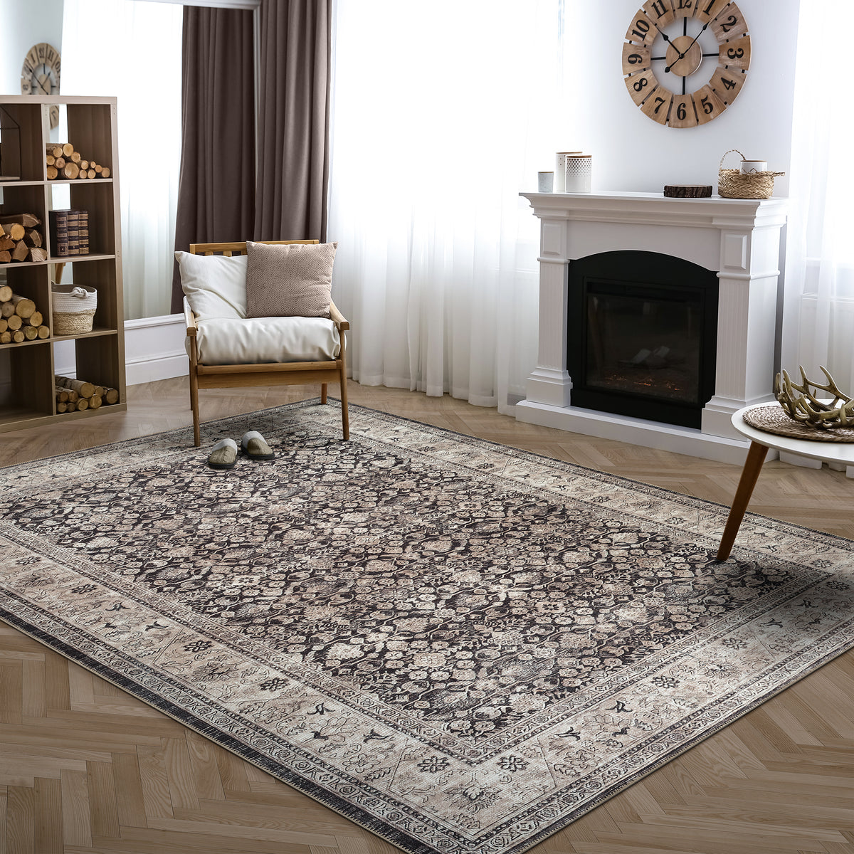 Ionia IO-61 Traditional Bordered Charcoal and Beige Rug