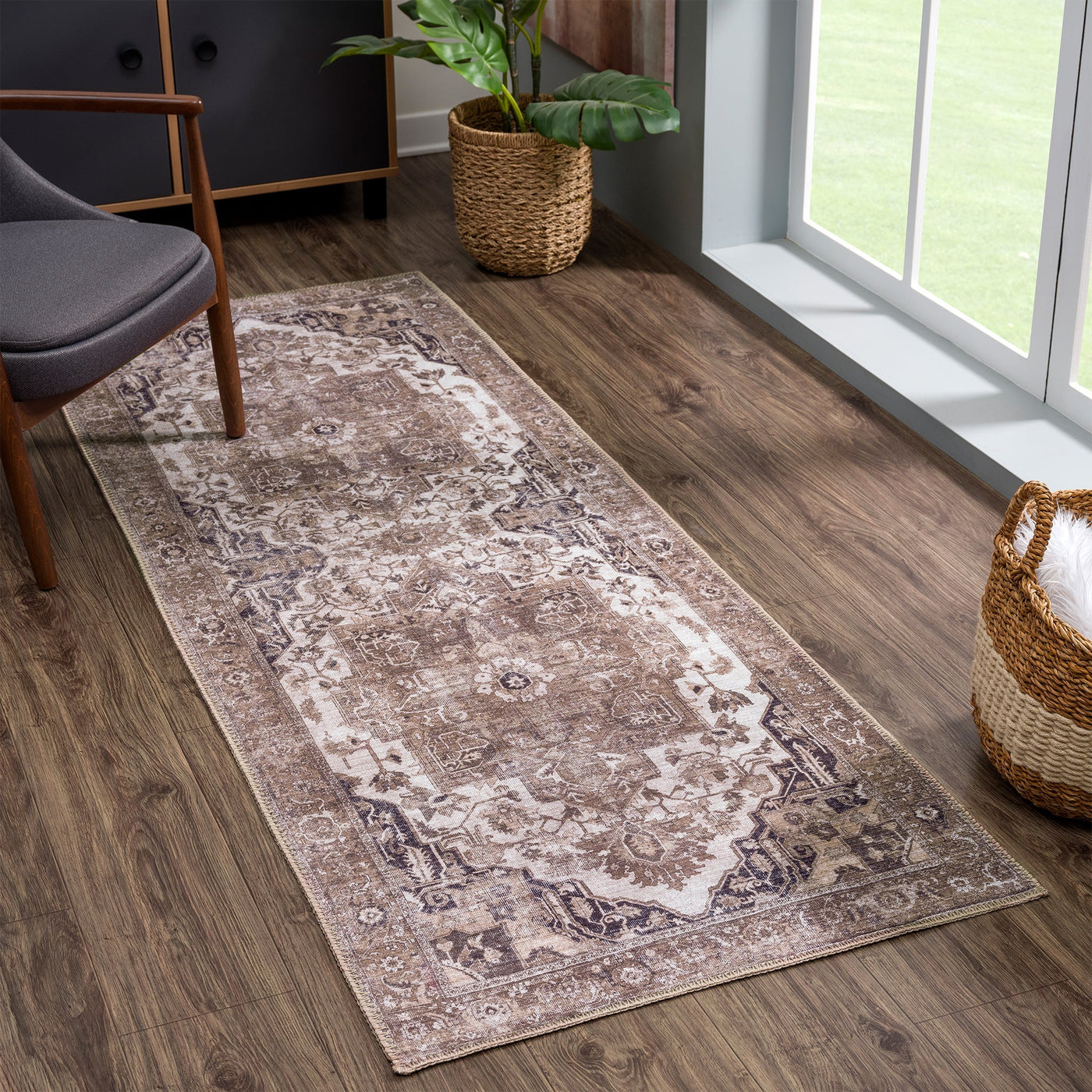 Ionia IO-08 Traditional Washable Rug | BROWN/BLACK | Non-Slip