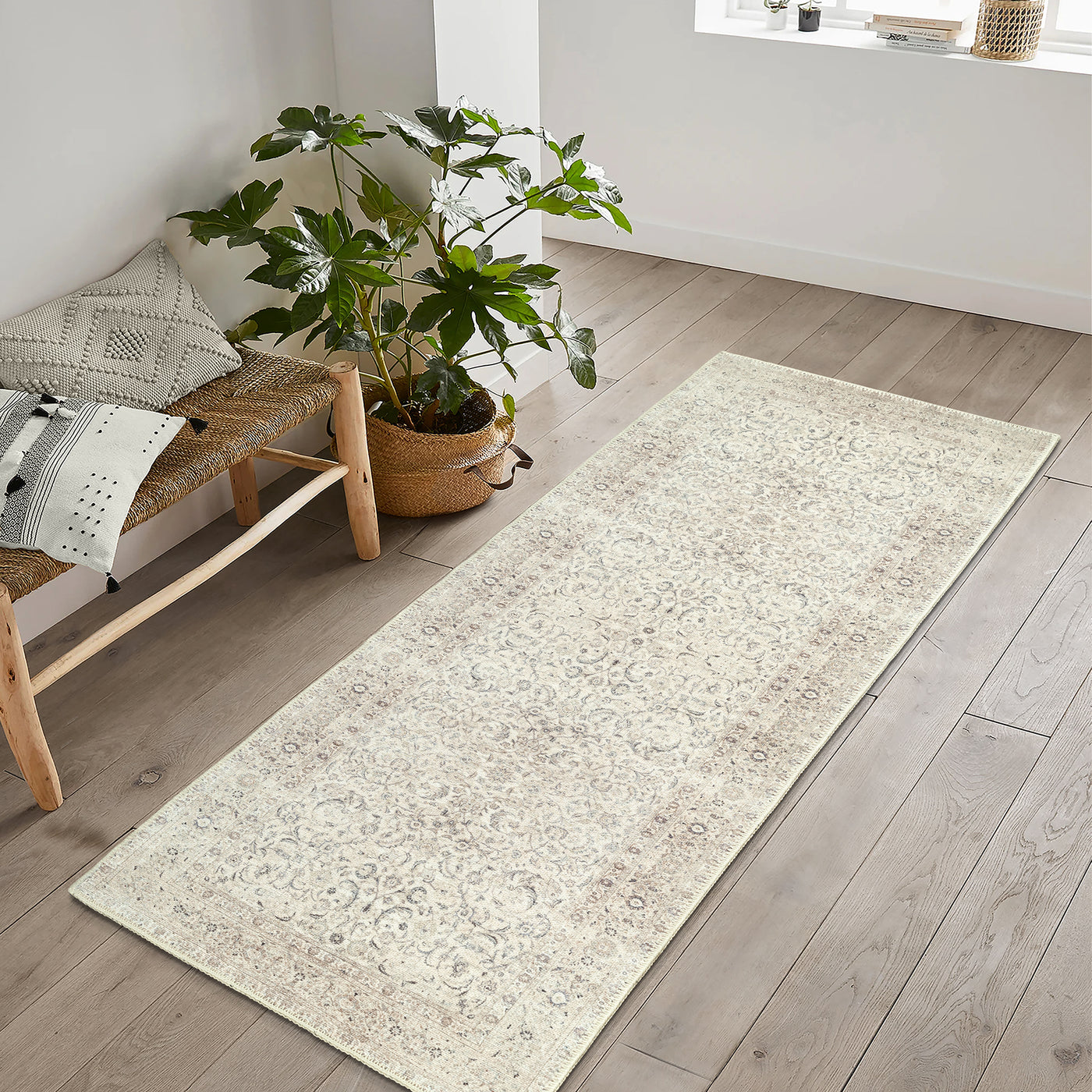 Ionia IO-39 Traditional Bordered Cream Washable Rug | Non-Slip