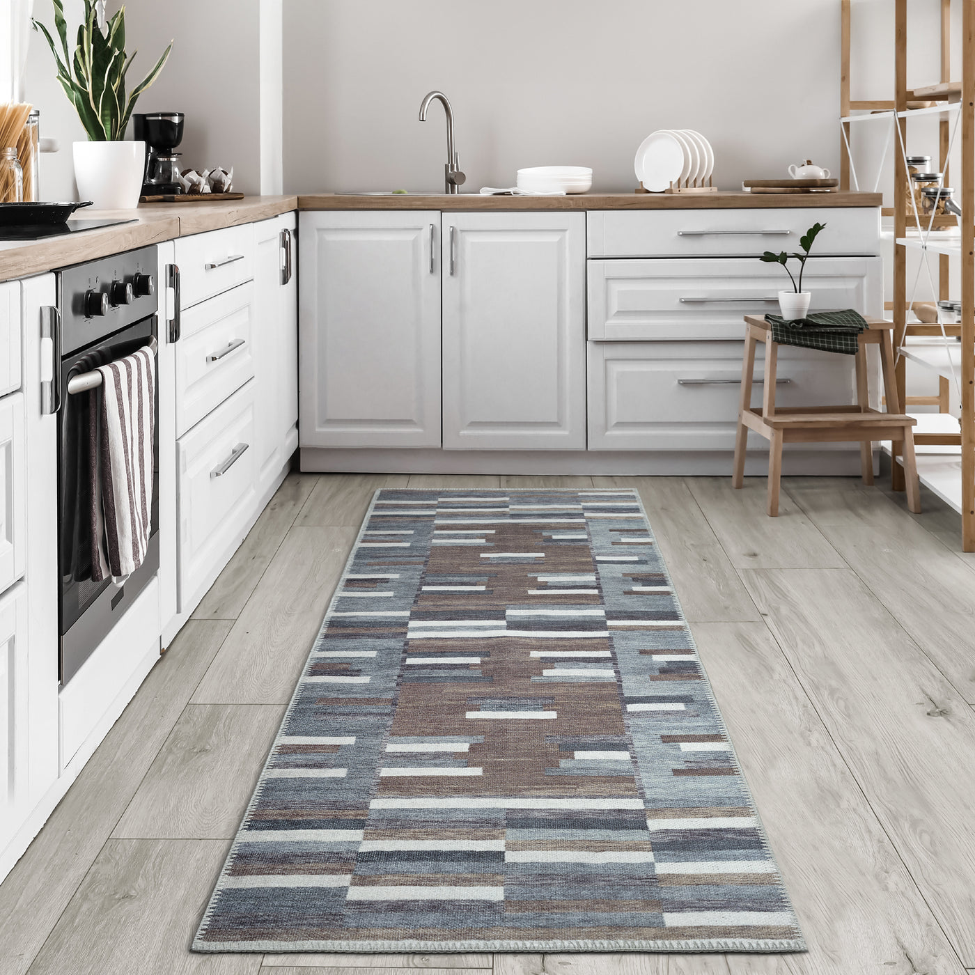 Ionia IO-55 Striped Blue and Brown Rug
