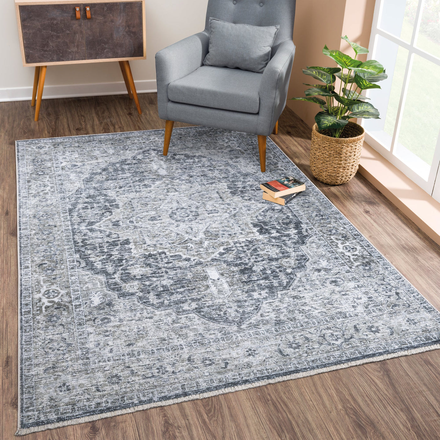 Caria CR-10 Traditional Washable Rug | Non-Slip