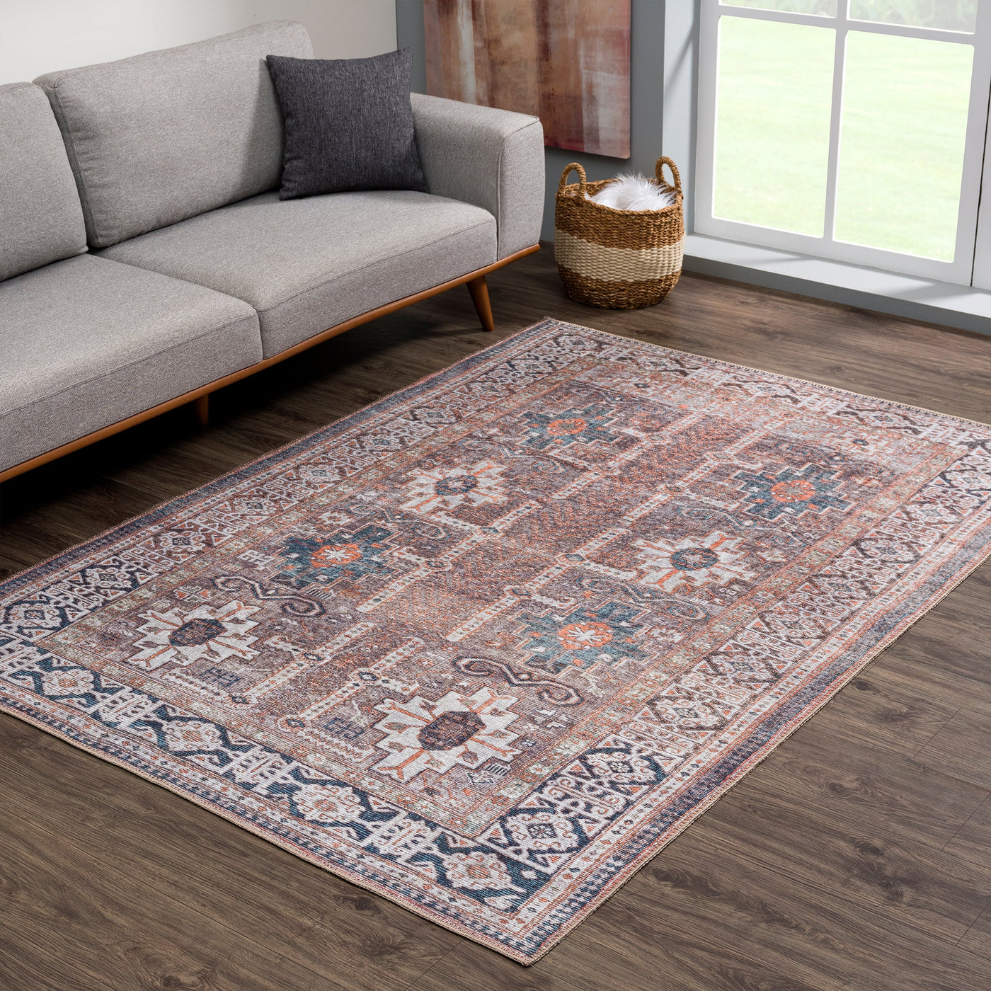 Ionia IO-10 Traditional Washable Rug