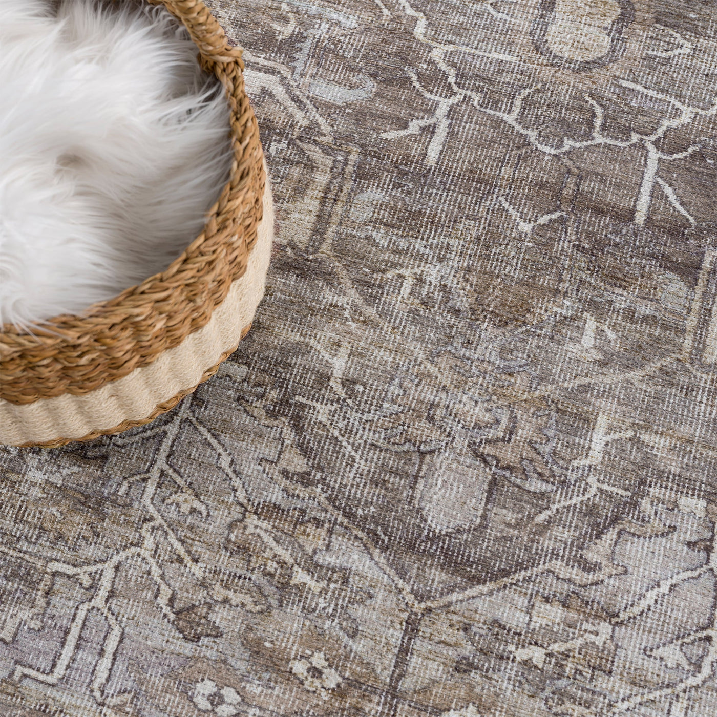 Ionia IO-07 Traditional Washable Rug