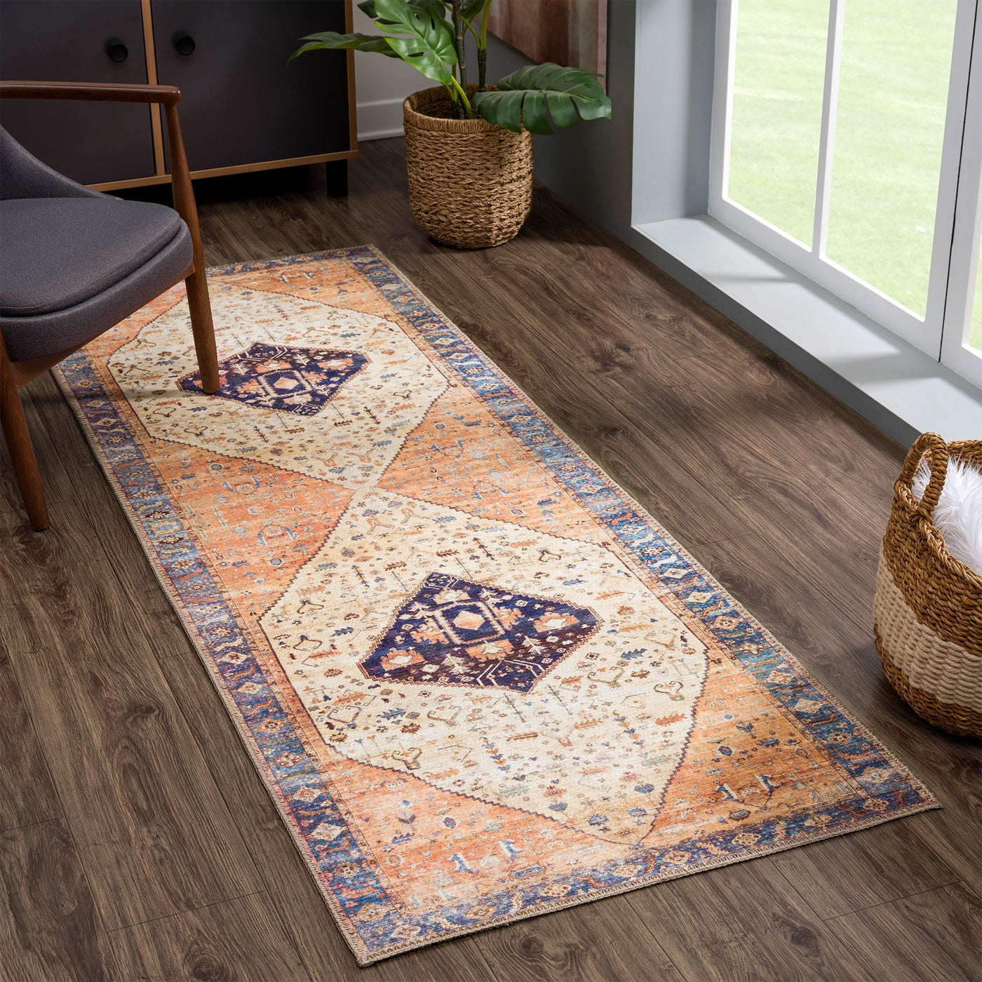Ionia IO-01 Traditional Washable Rug
