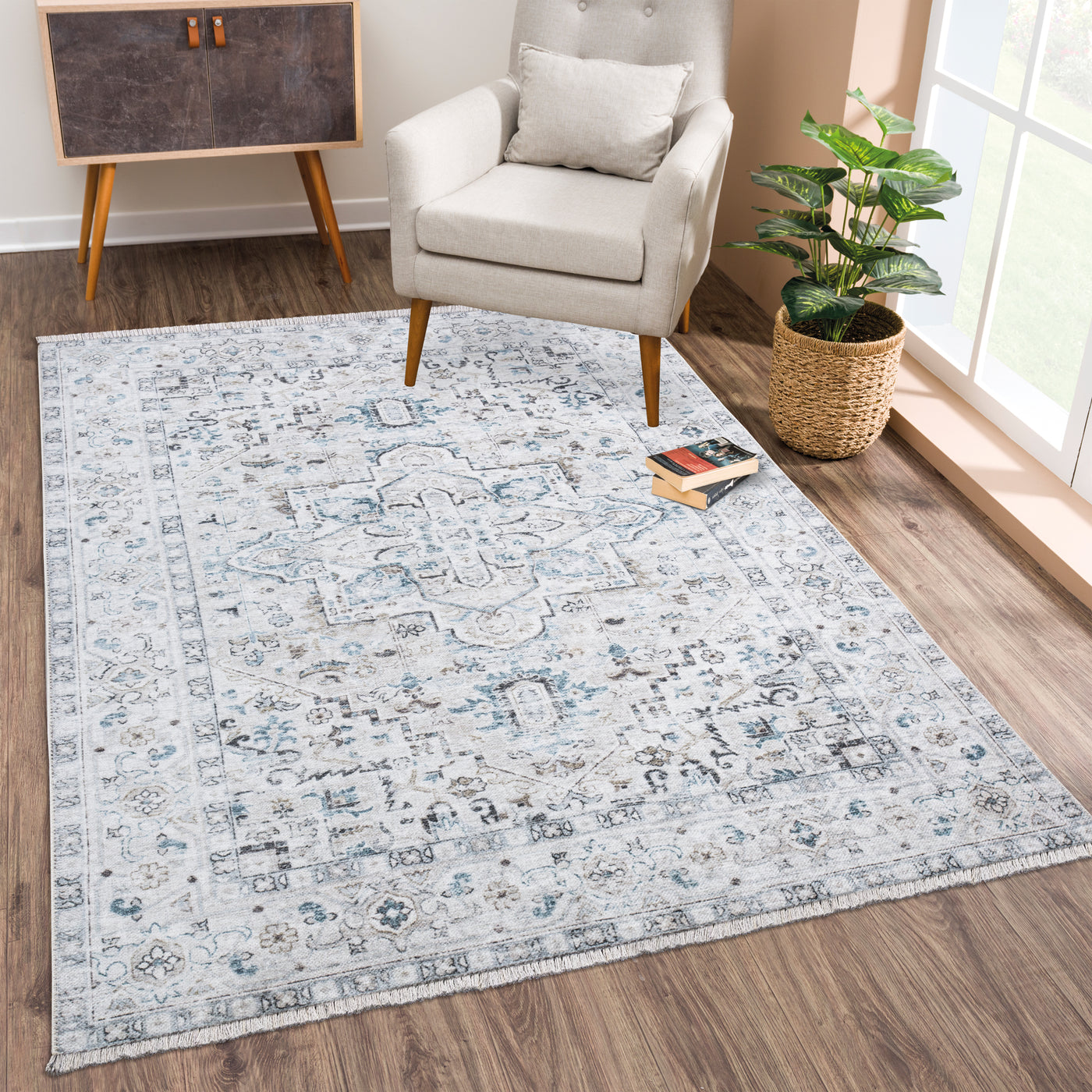 Caria CR-06 Traditional Persian Seashell / Teal Blue Rug